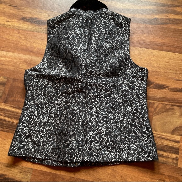Christopher & Banks SmallMetallic Floral Brocade Vest - Picture 7 of 7